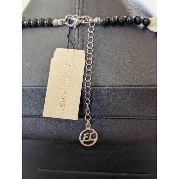 Erica Lyons Black & White Shell Disk 19"-22" Necklace NWT - Picture 6 of 6